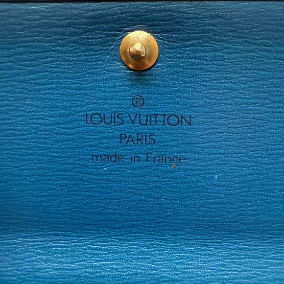 Louis Vuitton Vintage Epi Leather Compact Trifold Wallet, Blue. - Picture 7 of 10